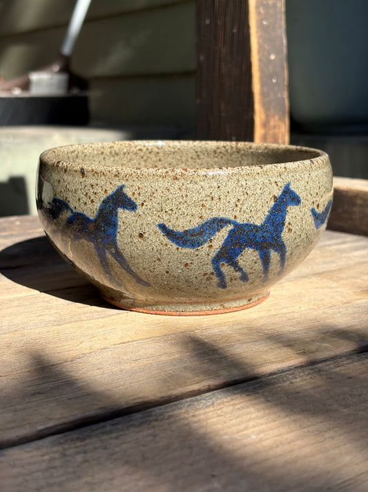 Running Horses bowl