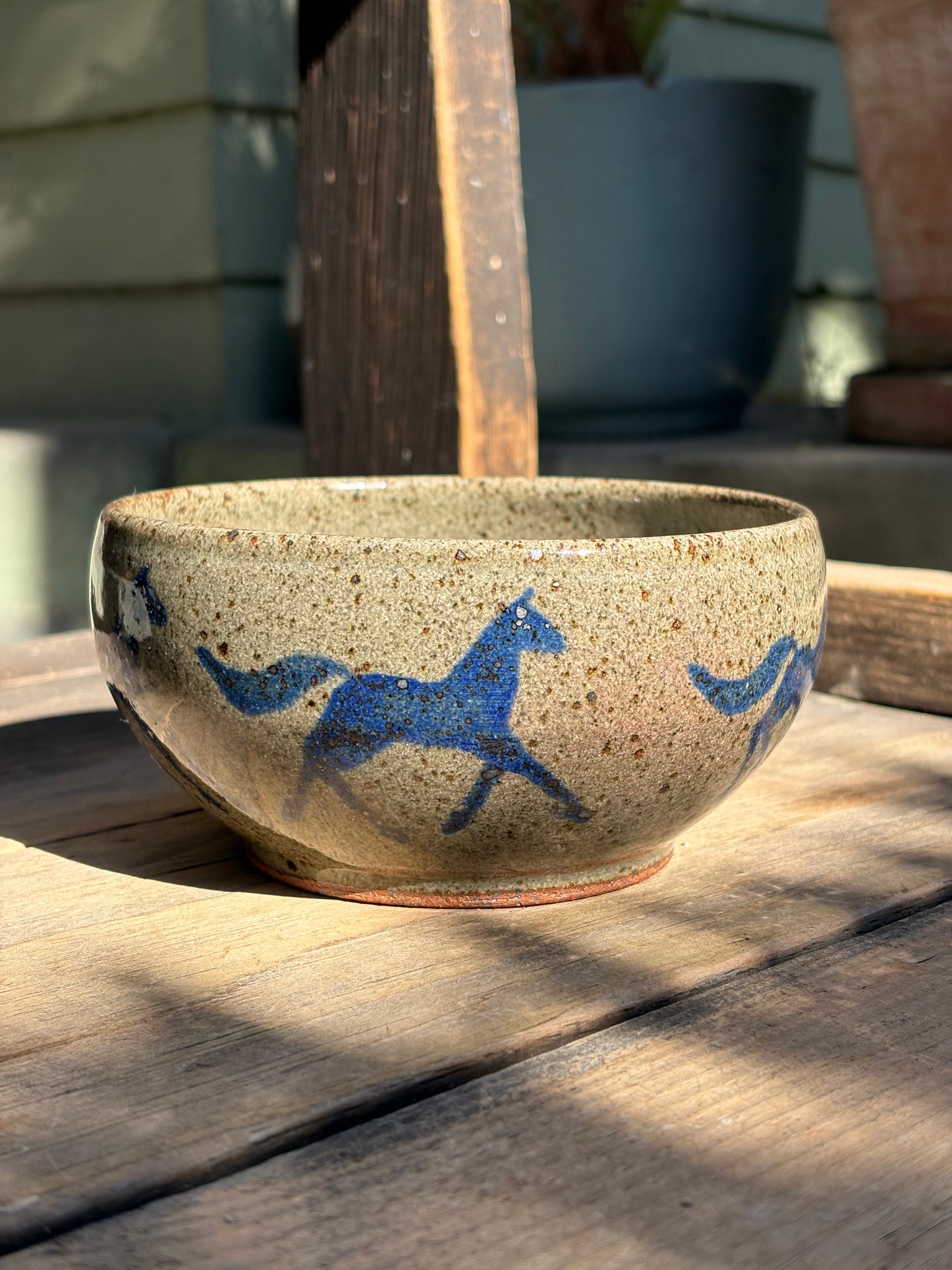 Running Horses bowl