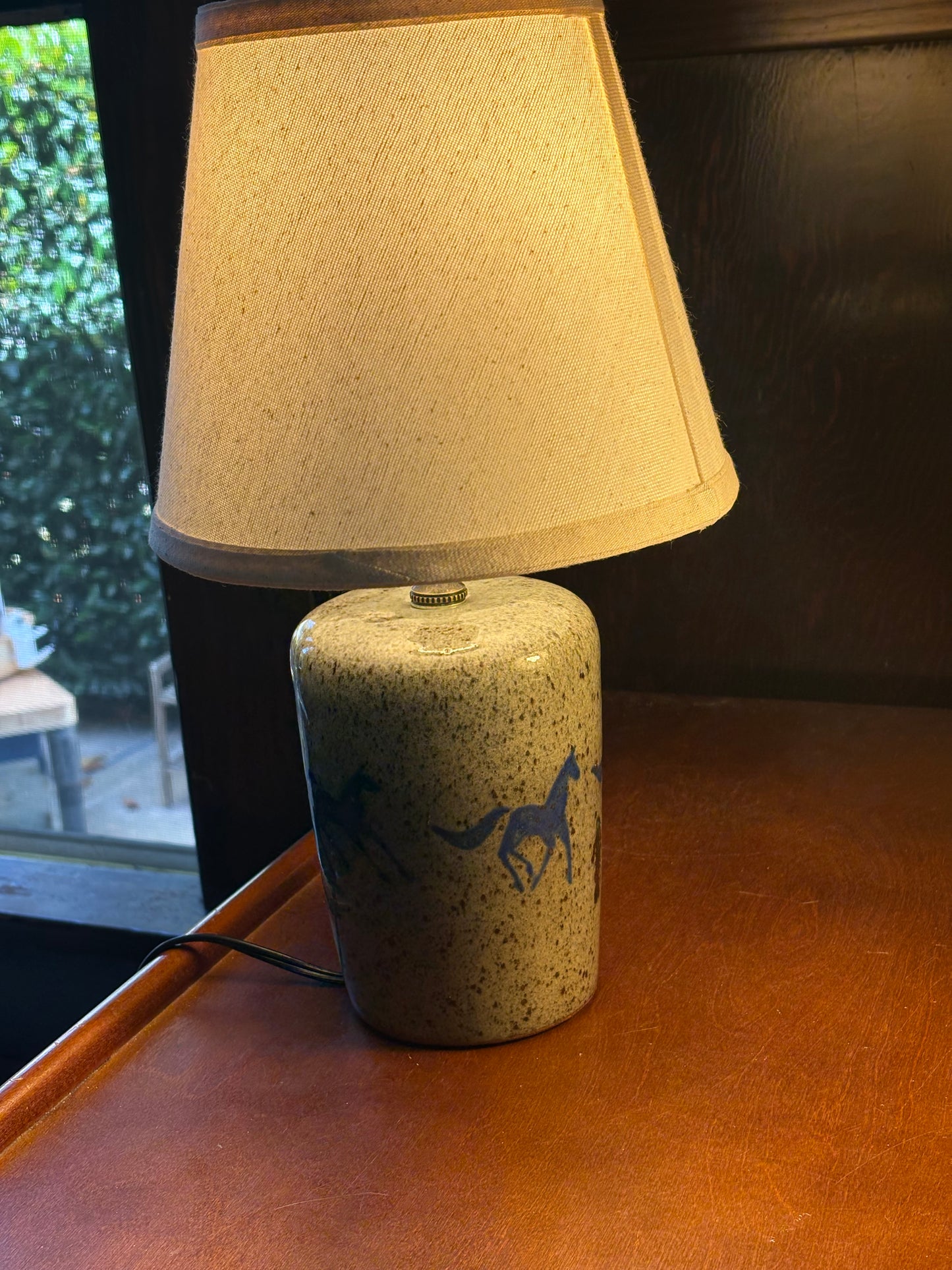Running Horses lamp