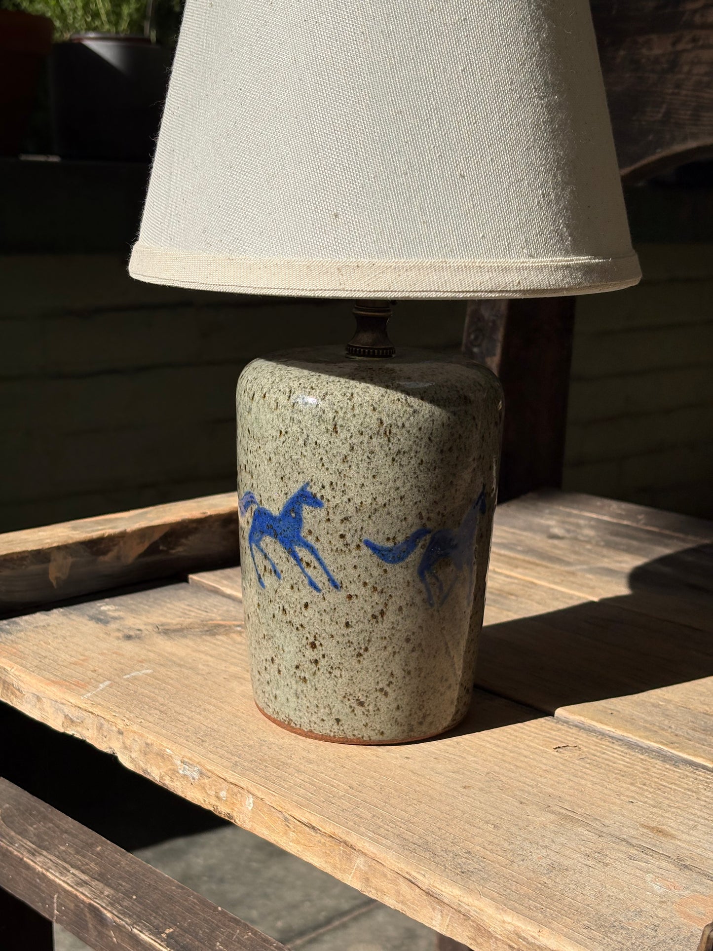 Running Horses lamp