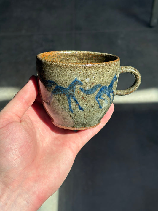 Running Horses cortado cup