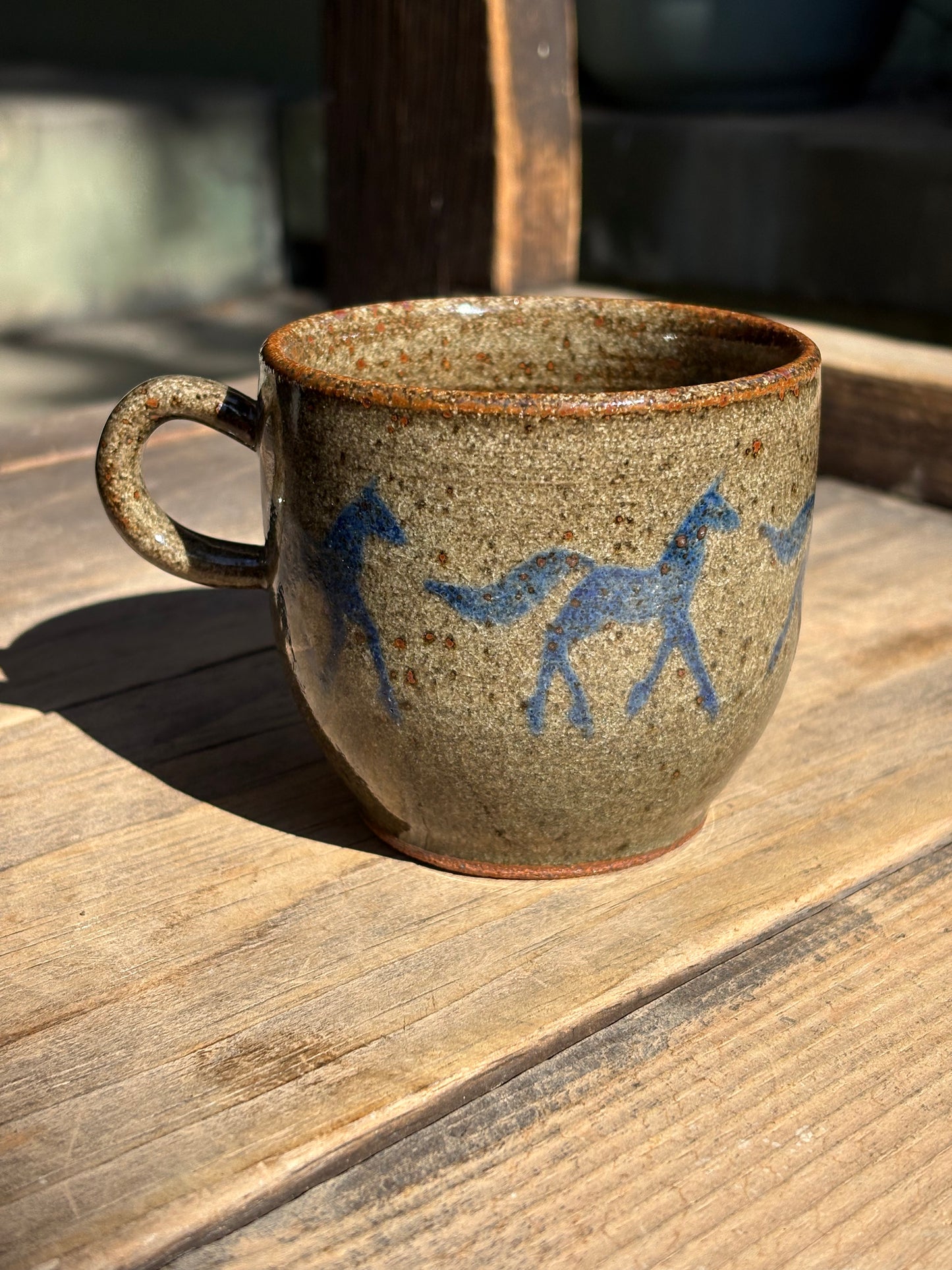Running Horses cortado mug