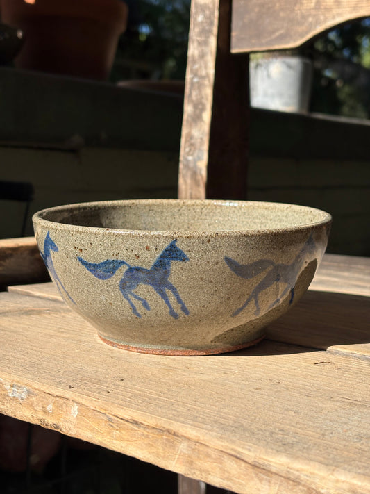 Running Horses bowl