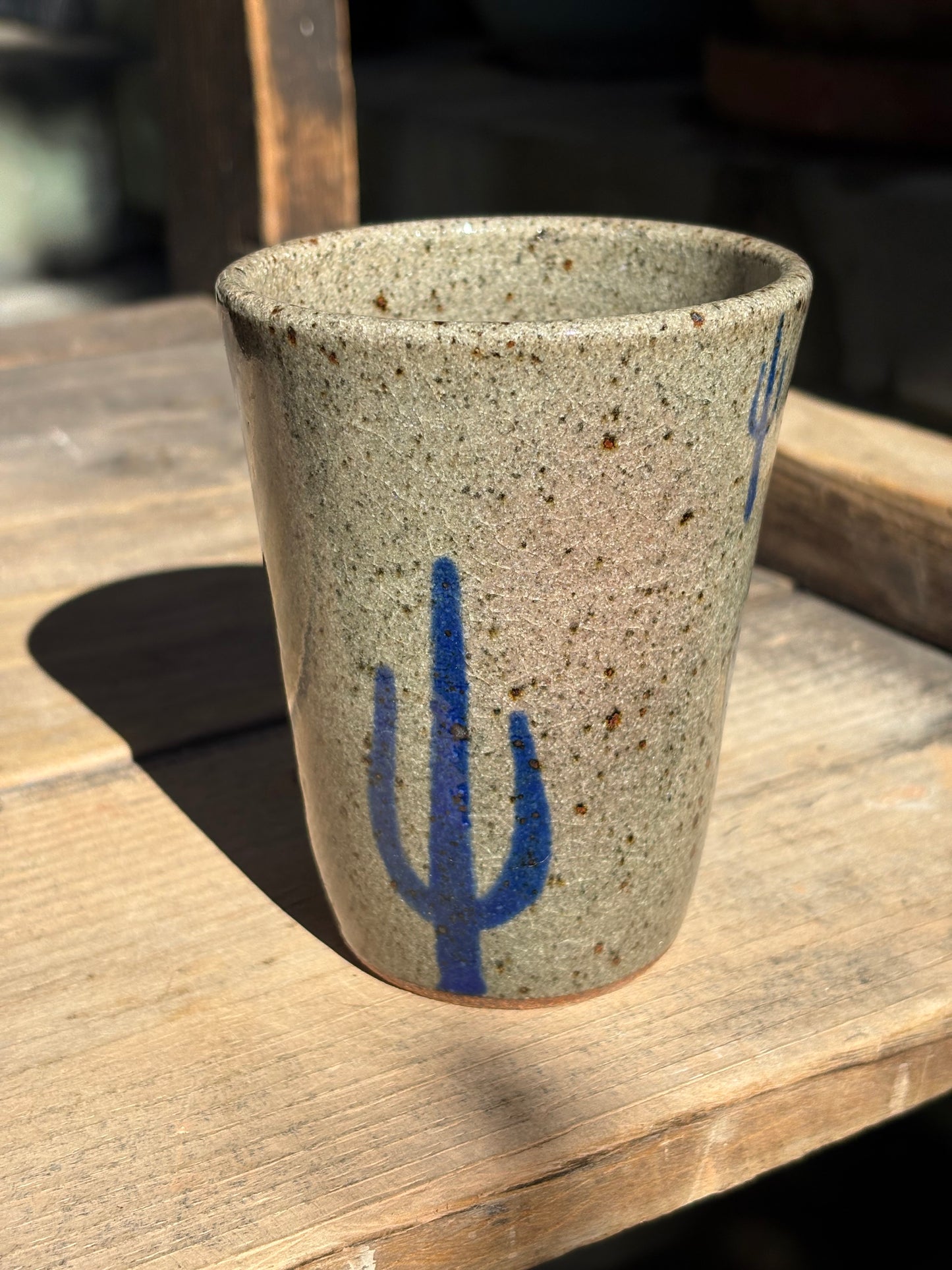 Armadillo cup