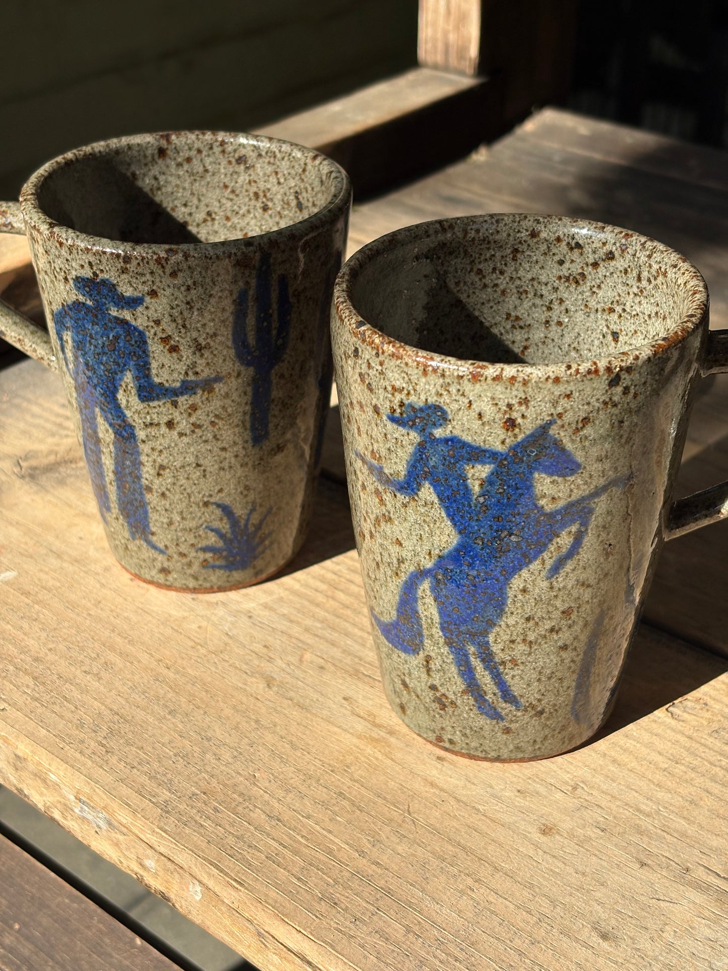 Cowboy Shootout mug set