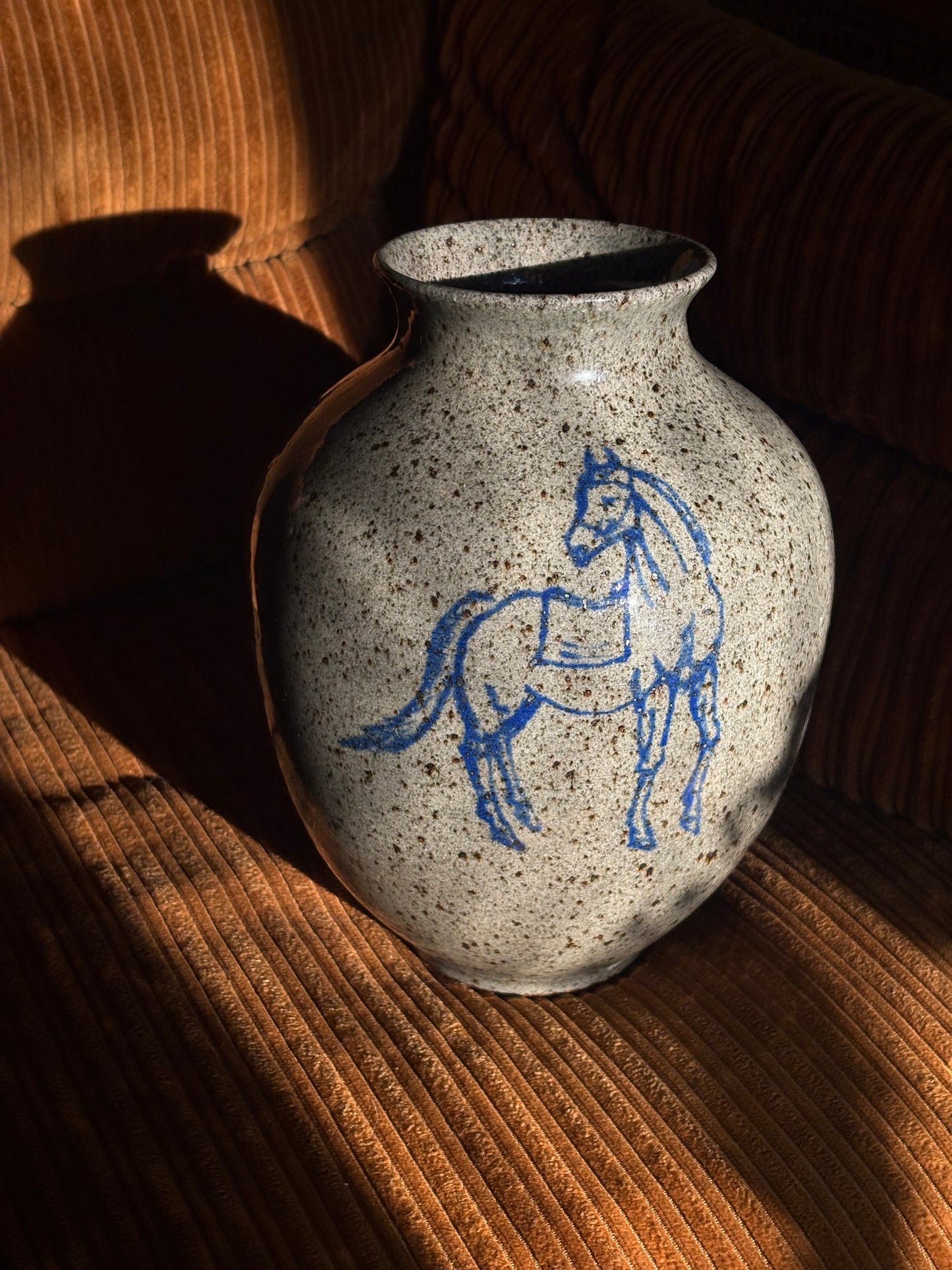 Horse vase
