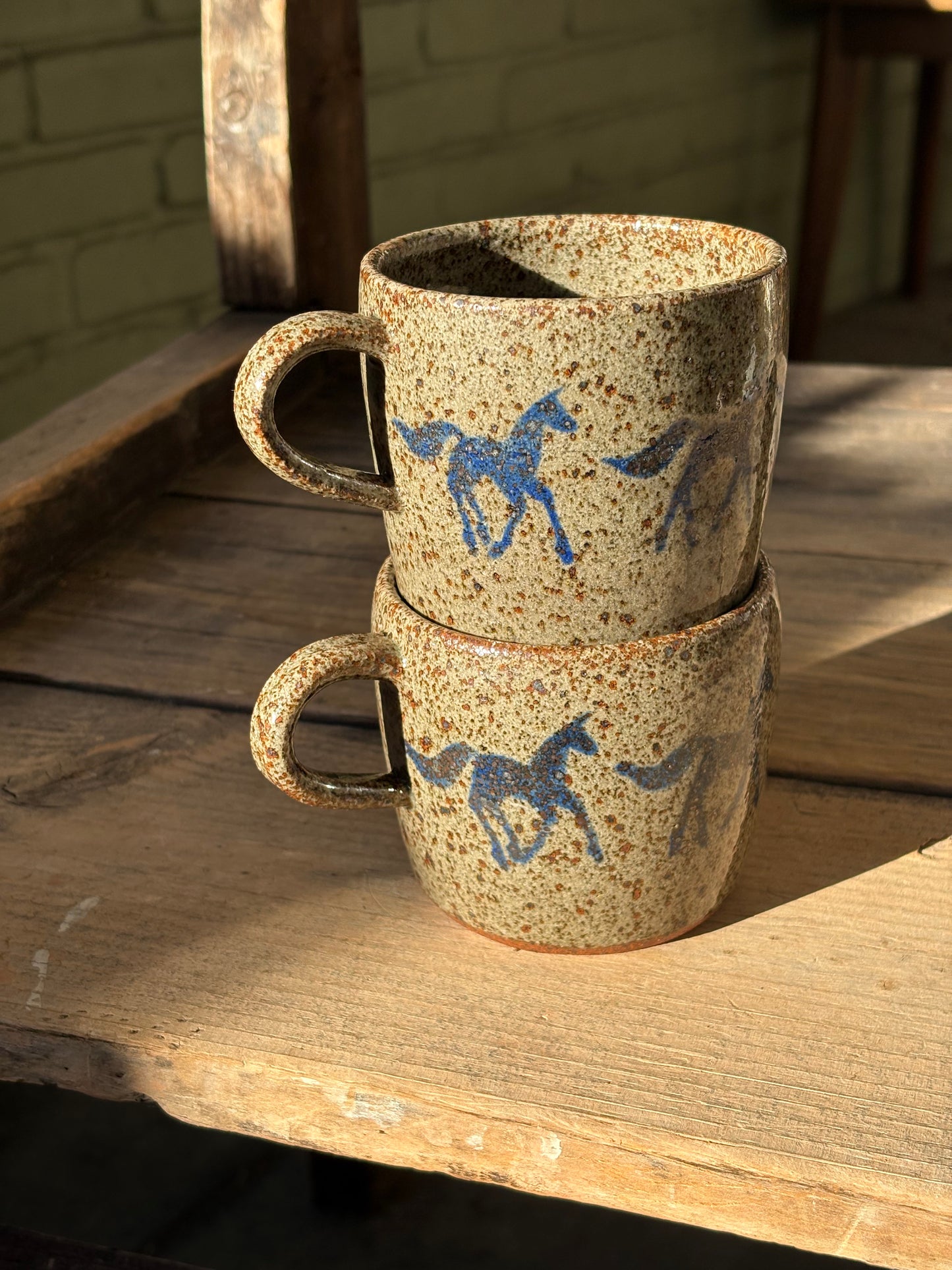Running Horses mug set