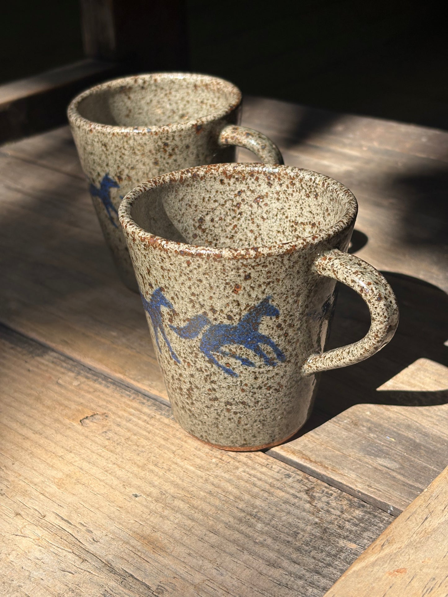 Running Horses mug set