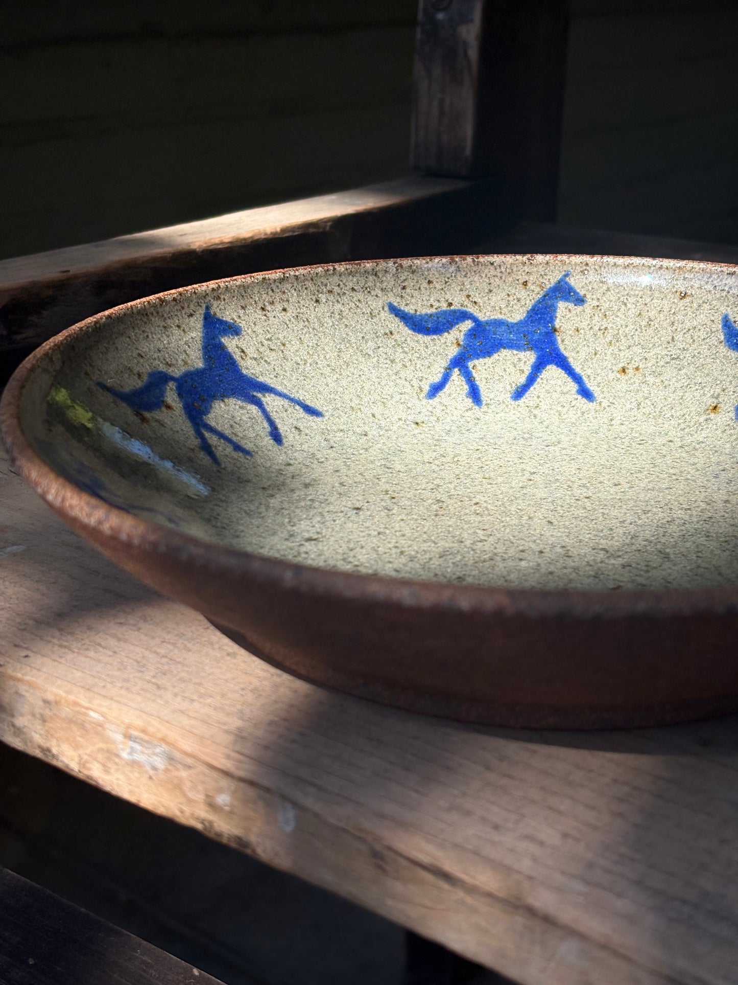 Running Horses bowl