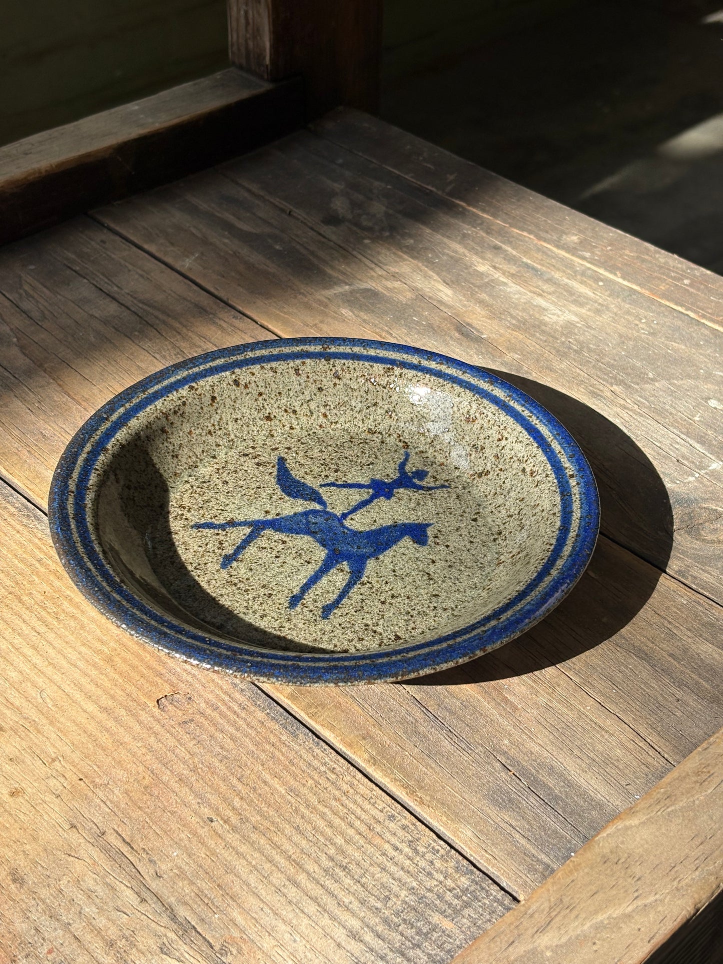 Voltige Rider bistro plate