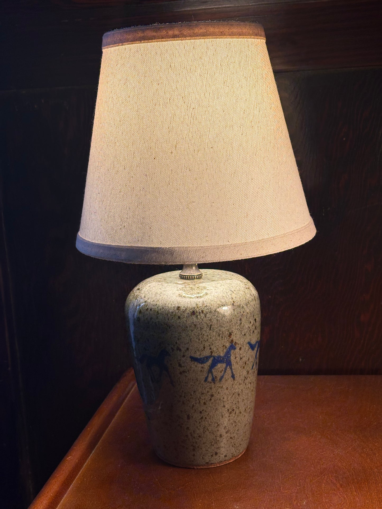 Running Horses lamp