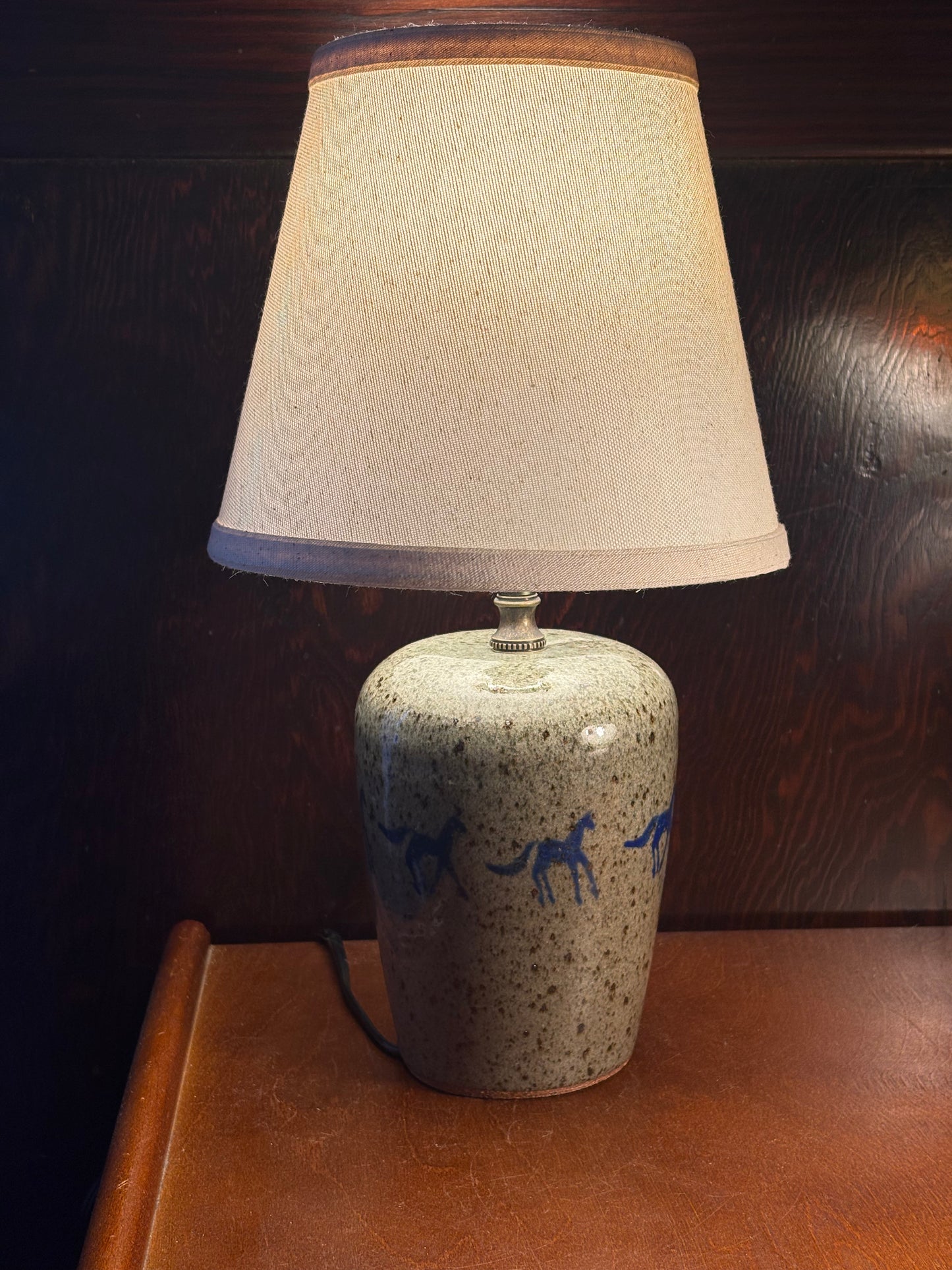 Running Horses lamp