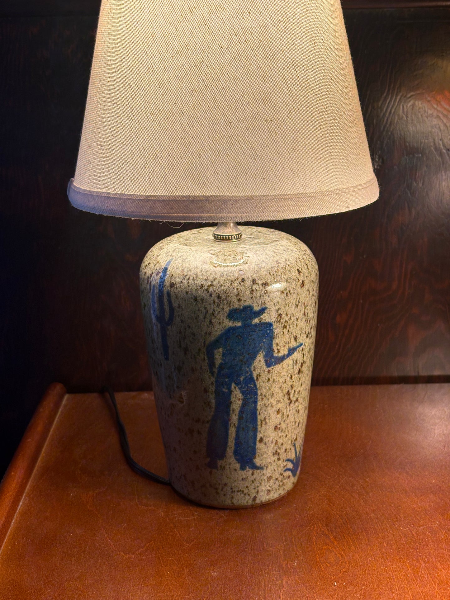 Cowboy Shootout lamp