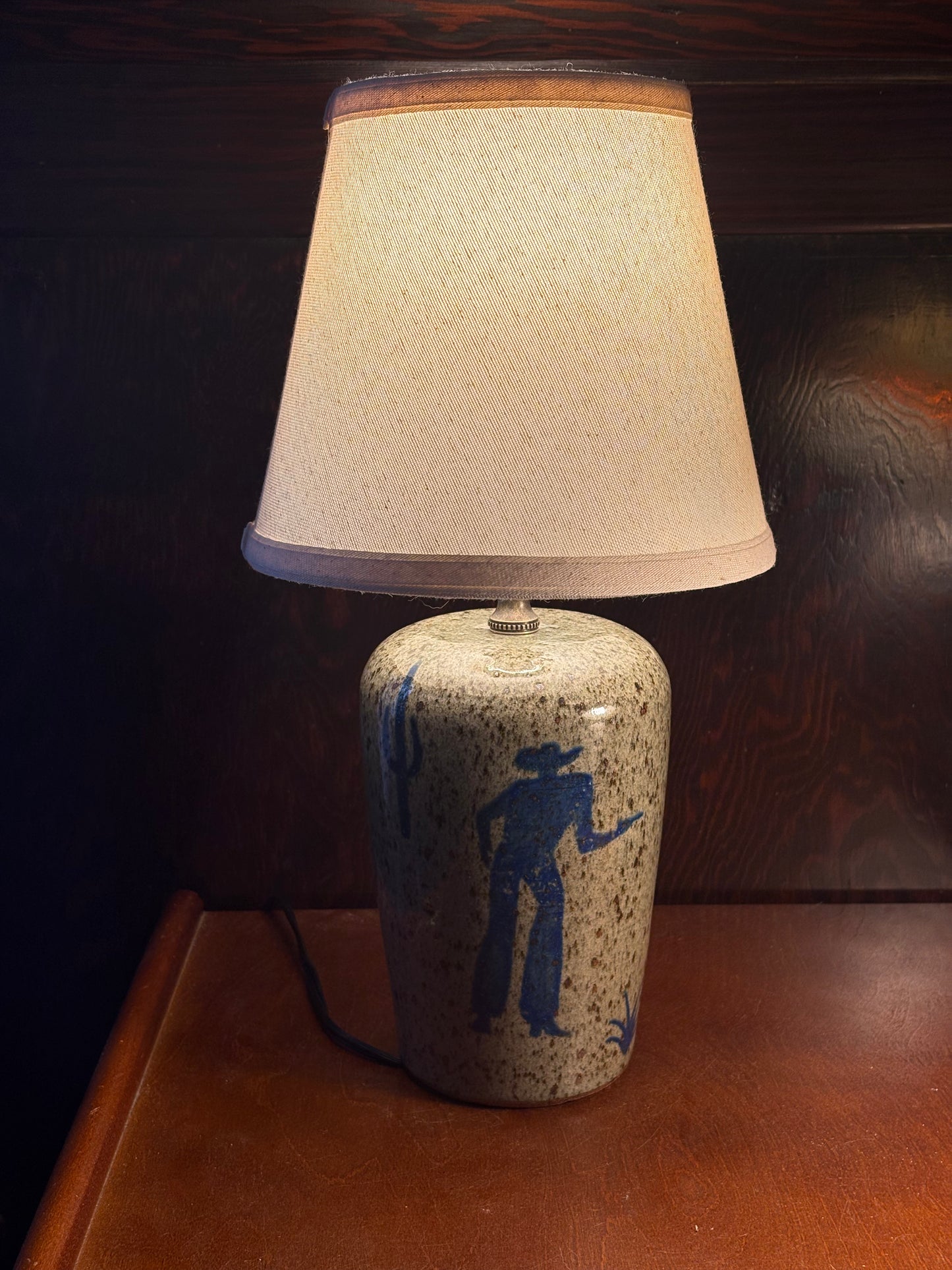 Cowboy Shootout lamp