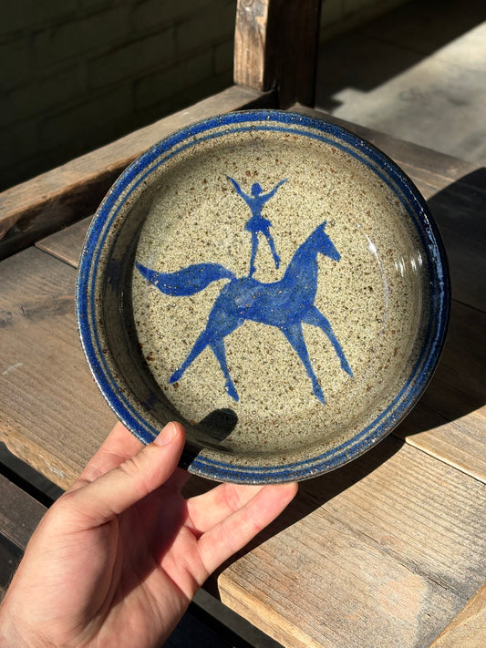 Voltige Rider bistro bowl