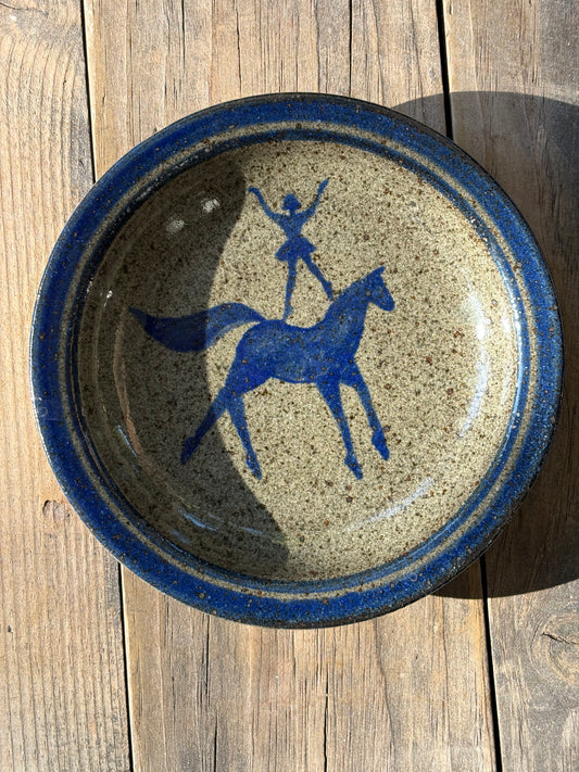 Voltige Rider bistro plate